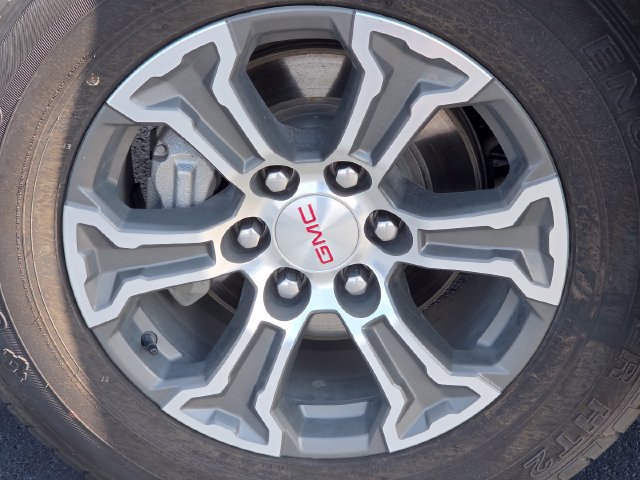 Used 2024 GMC Sierra 1500 SLT AWD/4WD image 8