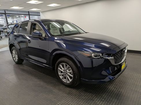Certified 2025 MAZDA CX-5 AWD 2.5 S w/ Preferred Package image 3