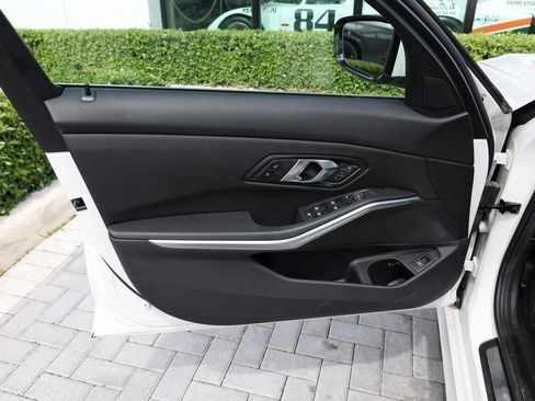 Used 2024 BMW 330i w/ Premium Package image 10