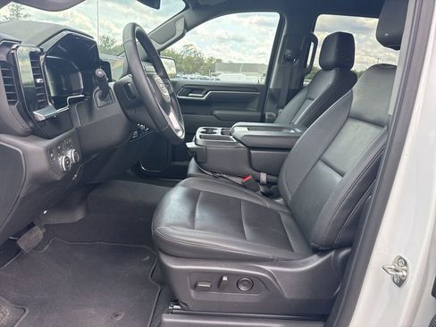 Used 2026 GMC Sierra 1500 SLT AWD/4WD image 10
