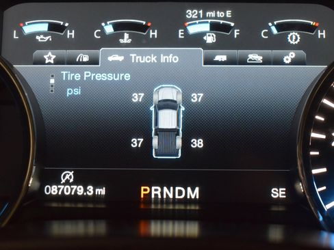 Used 2019 Ford F150 Lariat w/ Equipment Group 502A Luxury image 15