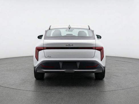 Used 2025 Kia K4 LXS image 7