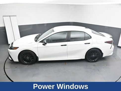 Used 2022 Toyota Camry SE w/ Convenience Package image 22