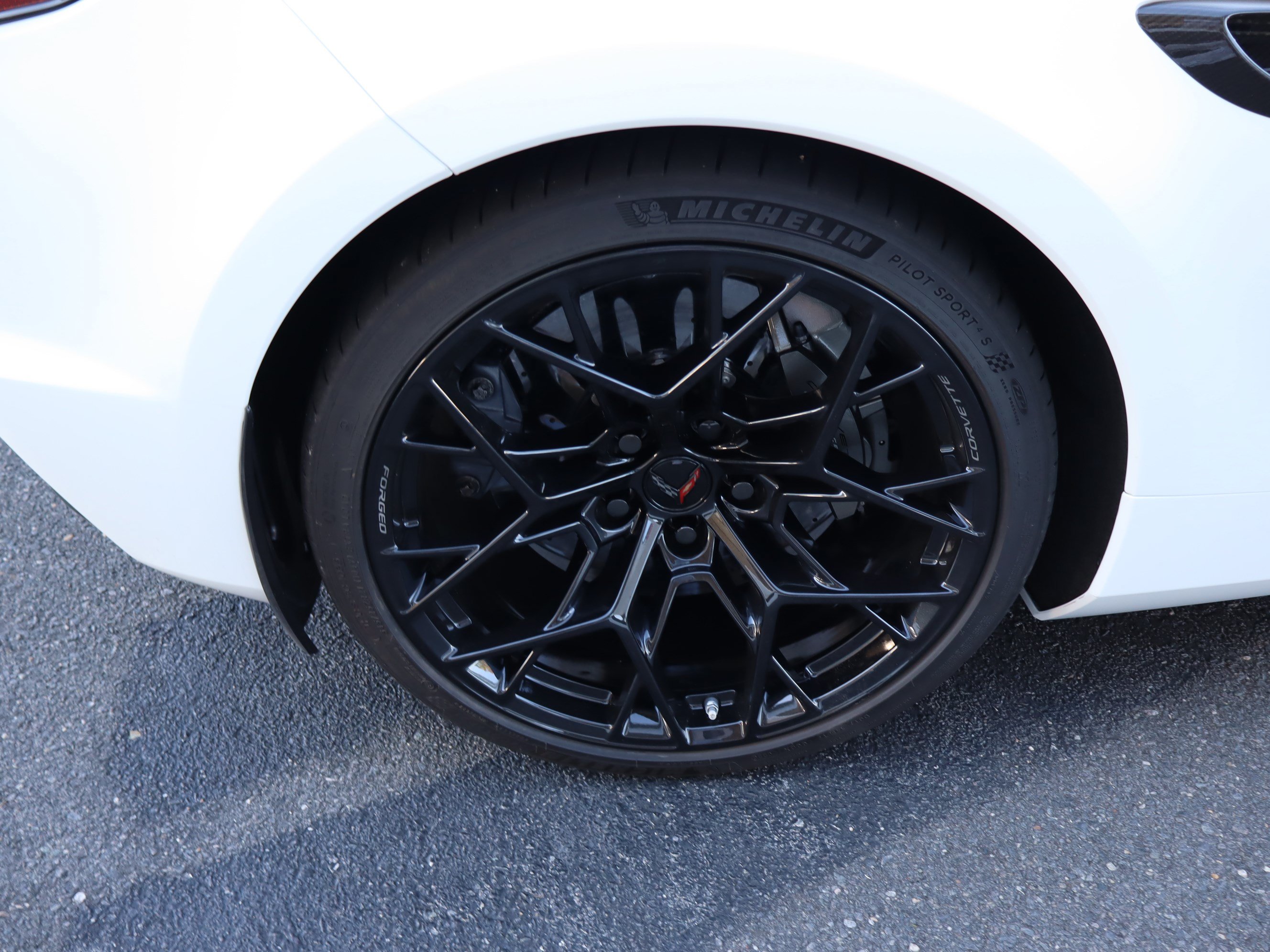 Used 2026 Chevrolet Corvette ZR1 w/ ZR1 Carbon Fiber Aero Package RWD image 38