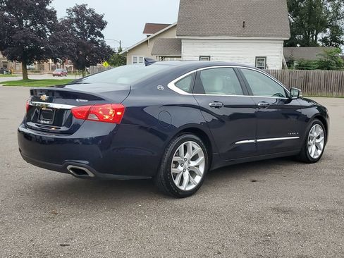 Used 2017 Chevrolet Impala Premier w/ Enhanced Convenience Package FWD image 4