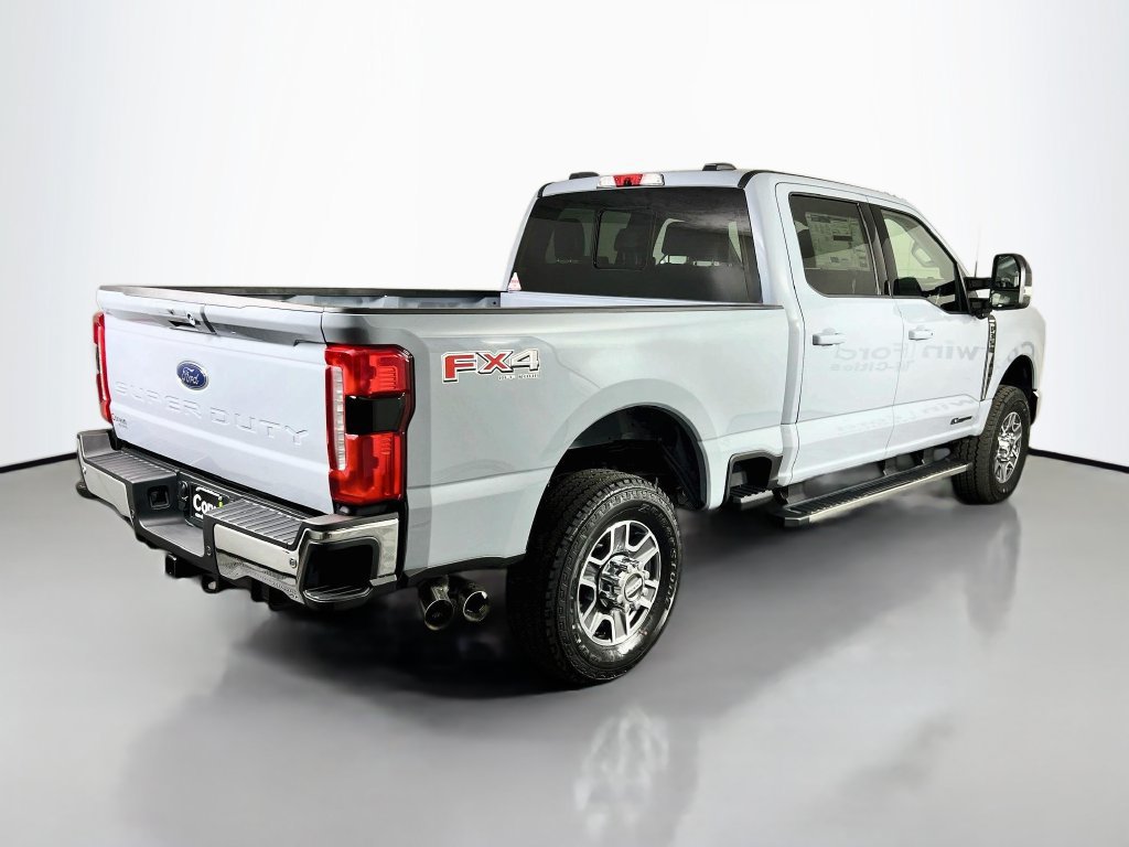 New 2026 Ford F350 Lariat w/ FX4 Off-Road Package AWD/4WD image 15