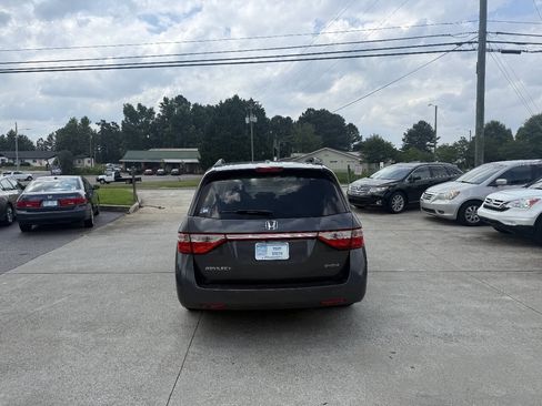Used 2011 Honda Odyssey Touring image 6