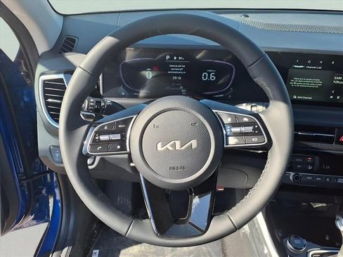 New 2026 Kia Seltos S image 16