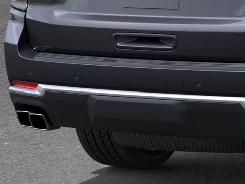 New 2026 Chevrolet Suburban High Country AWD/4WD image 14