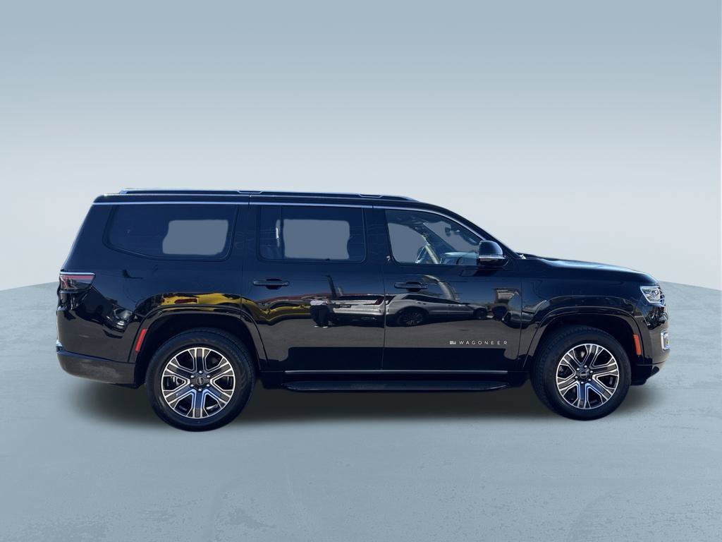 Used 2025 Jeep Wagoneer Series II AWD/4WD image 9