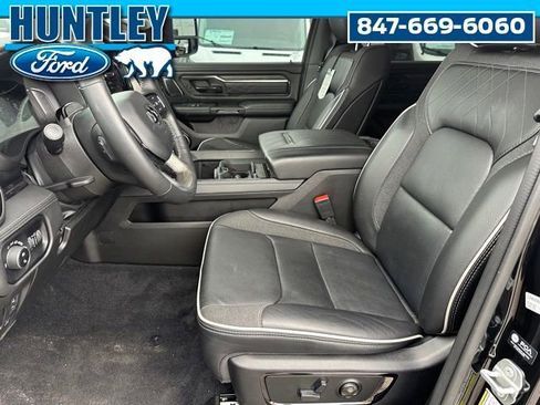 Used 2025 RAM 1500 Limited AWD/4WD image 13