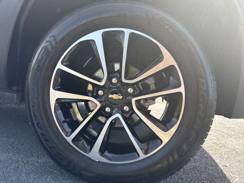 Used 2025 Chevrolet TrailBlazer LT FWD image 20