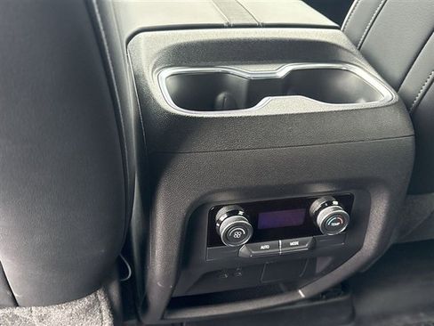 Used 2025 Buick Enclave Preferred w/ LPO, Floor Liner Package image 21