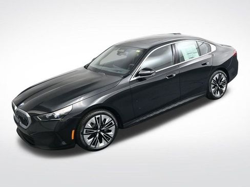 New 2026 BMW i5 eDrive40 image 25