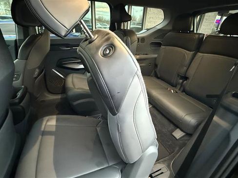 Used 2024 Kia EV9 Light Long Range image 18