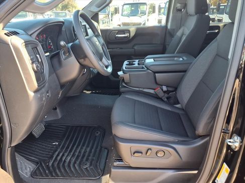 New 2026 Chevrolet Silverado 1500 Custom image 6