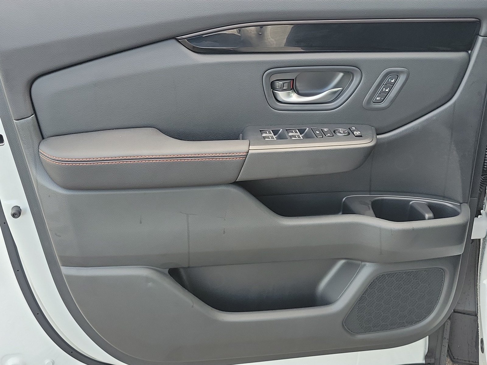 New 2026 Honda Pilot TrailSport image 13