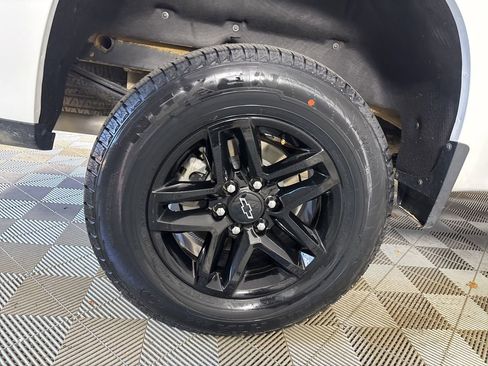 Used 2023 Chevrolet Silverado 1500 LT Trail Boss w/ Protection Package image 32
