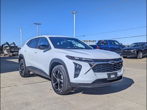 New 2026 Chevrolet Trax RS w/ Driver Confidence Package image 5