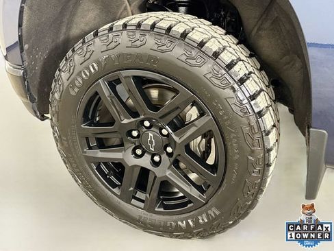 Used 2021 Chevrolet Silverado 1500 LT Trail Boss AWD/4WD image 31