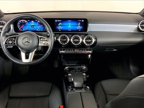 Used 2022 Mercedes-Benz A 220 A 220 image 15
