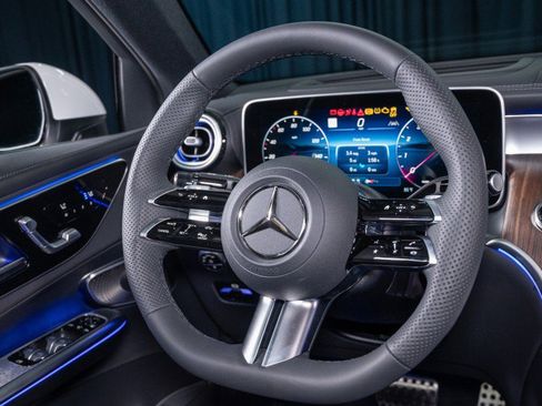 New 2026 Mercedes-Benz GLC 300 4MATIC image 15