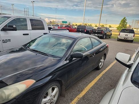 Used 2004 Toyota Solara SE FWD image 3