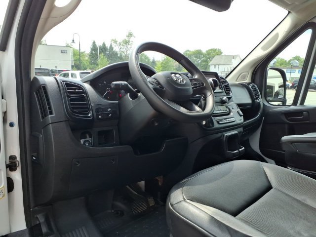 Used 2025 RAM ProMaster 2500 w/ Convenience Group FWD image 10