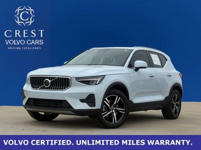 Certified 2025 Volvo XC40 B5 Core