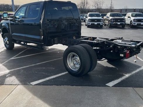 Used 2023 Ford F350 XLT w/ XLT Value Package image 4