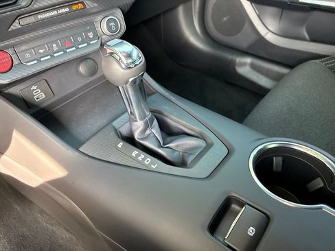 Used 2025 Ford Mustang Coupe RWD image 28