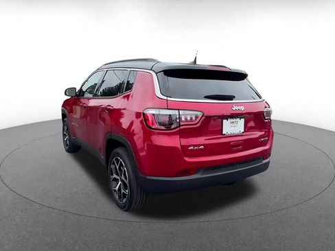Used 2025 Jeep Compass Limited AWD/4WD image 11