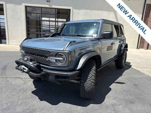 Used 2023 Ford Bronco Everglades AWD/4WD image 3