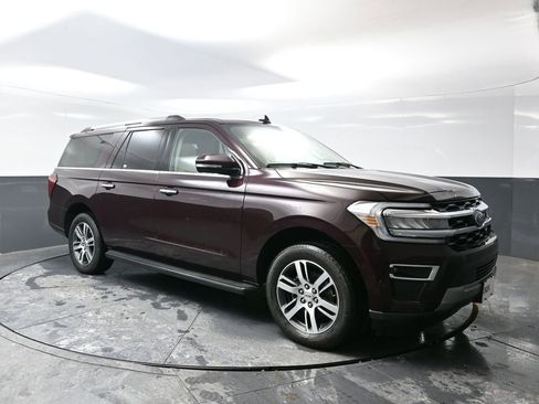 Used 2024 Ford Expedition Max Limited image 6