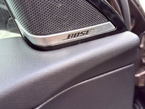 Used 2018 INFINITI QX30 Premium w/ Navigation Package image 29