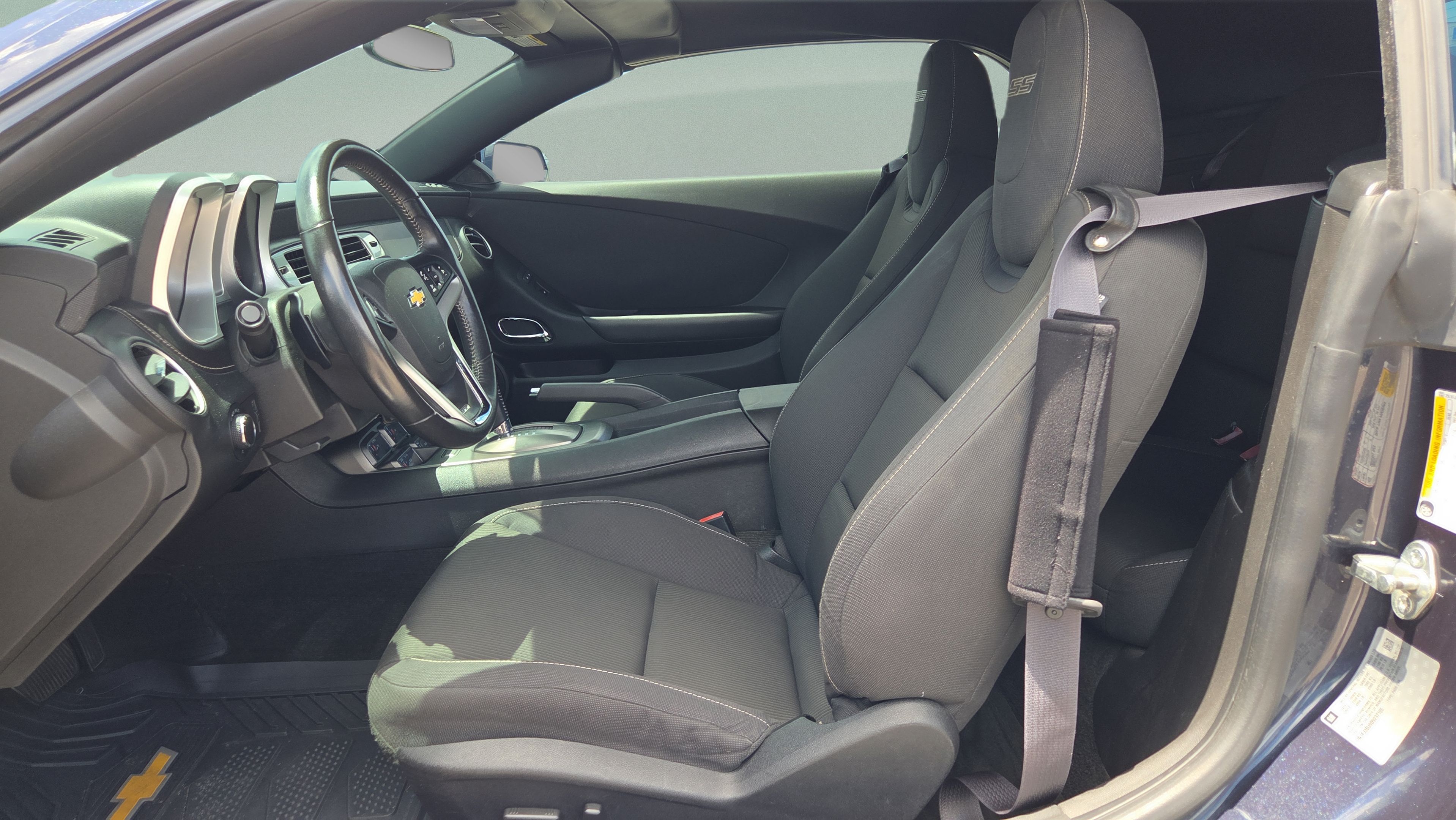 Used 2013 Chevrolet Camaro SS RWD image 11