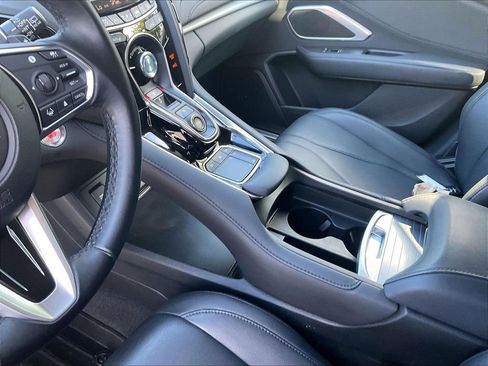 Used 2024 Acura RDX SH-AWD image 20