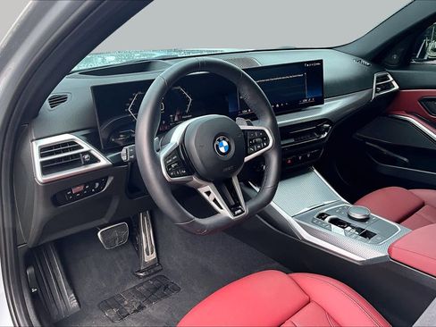Certified 2025 BMW 330i xDrive Sedan w/ M Sport Package AWD/4WD image 17