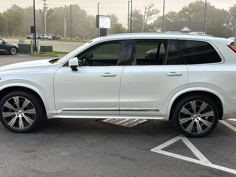 Used 2021 Volvo XC90 T6 Inscription w/ Protection Package Premier AWD/4WD image 3