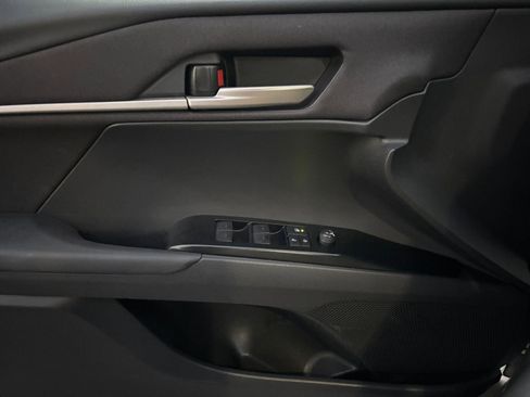 Used 2025 Toyota Camry LE image 20