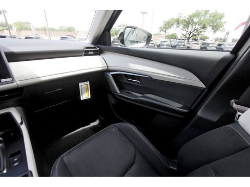 New 2026 MAZDA CX-5 Preferred AWD/4WD image 9