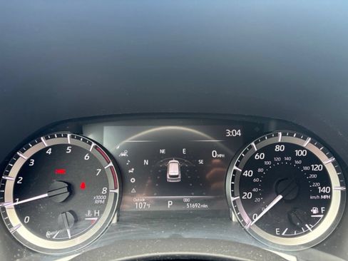 Used 2024 Toyota Highlander XLE FWD image 15