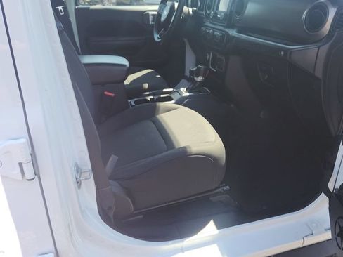 Used 2018 Jeep Wrangler Unlimited Sport AWD/4WD image 11