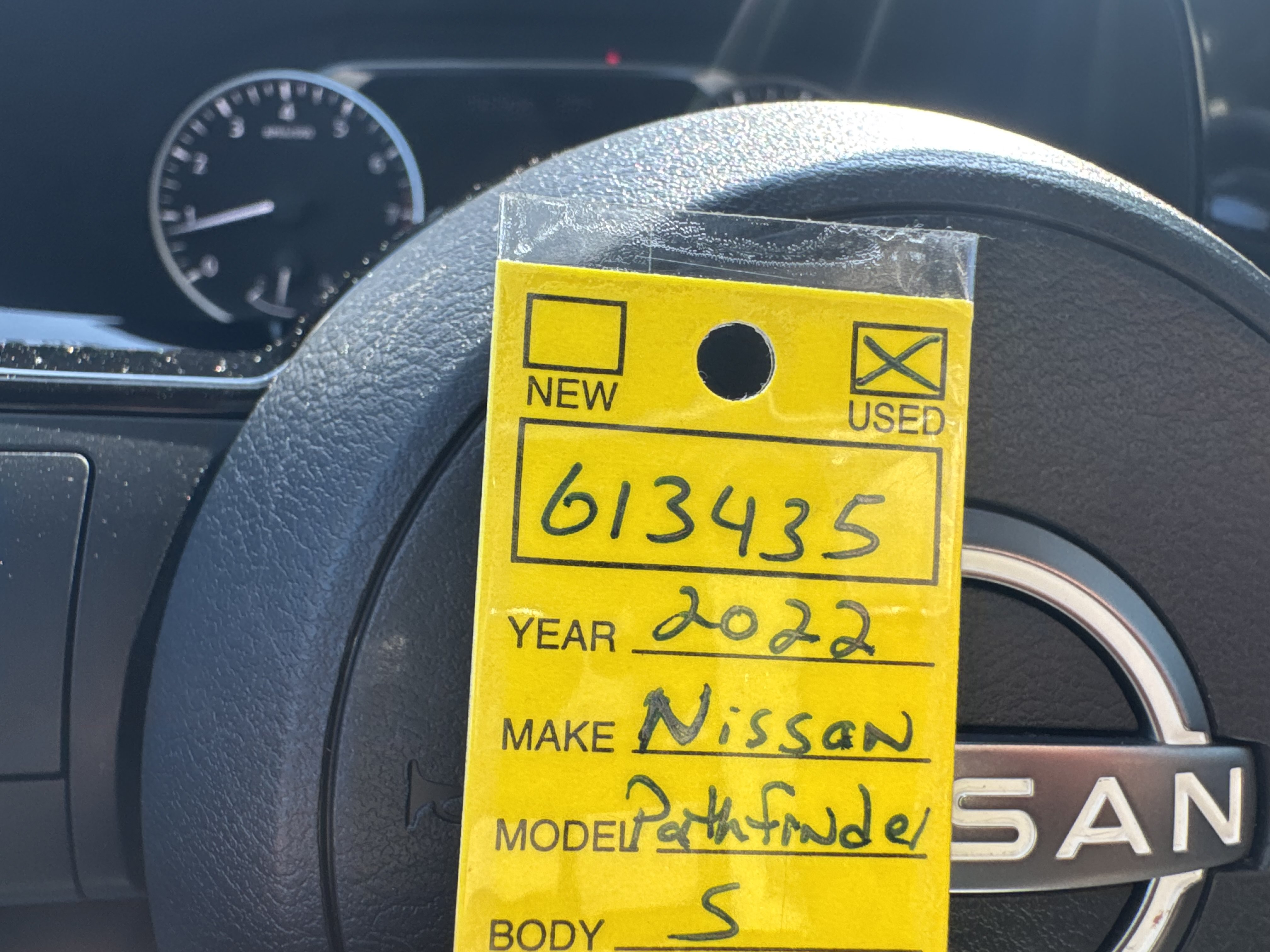 Used 2022 Nissan Pathfinder S AWD/4WD image 18