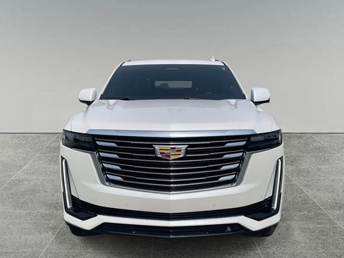 Used 2022 Cadillac Escalade ESV Sport Platinum w/ Heavy-Duty Trailer Package image 8