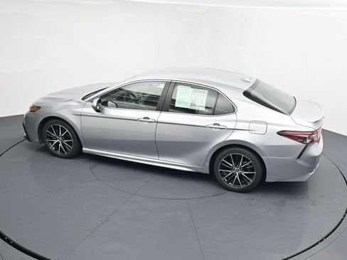 Used 2024 Toyota Camry SE FWD image 31