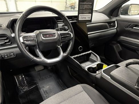 Certified 2025 GMC Terrain Elevation image 17