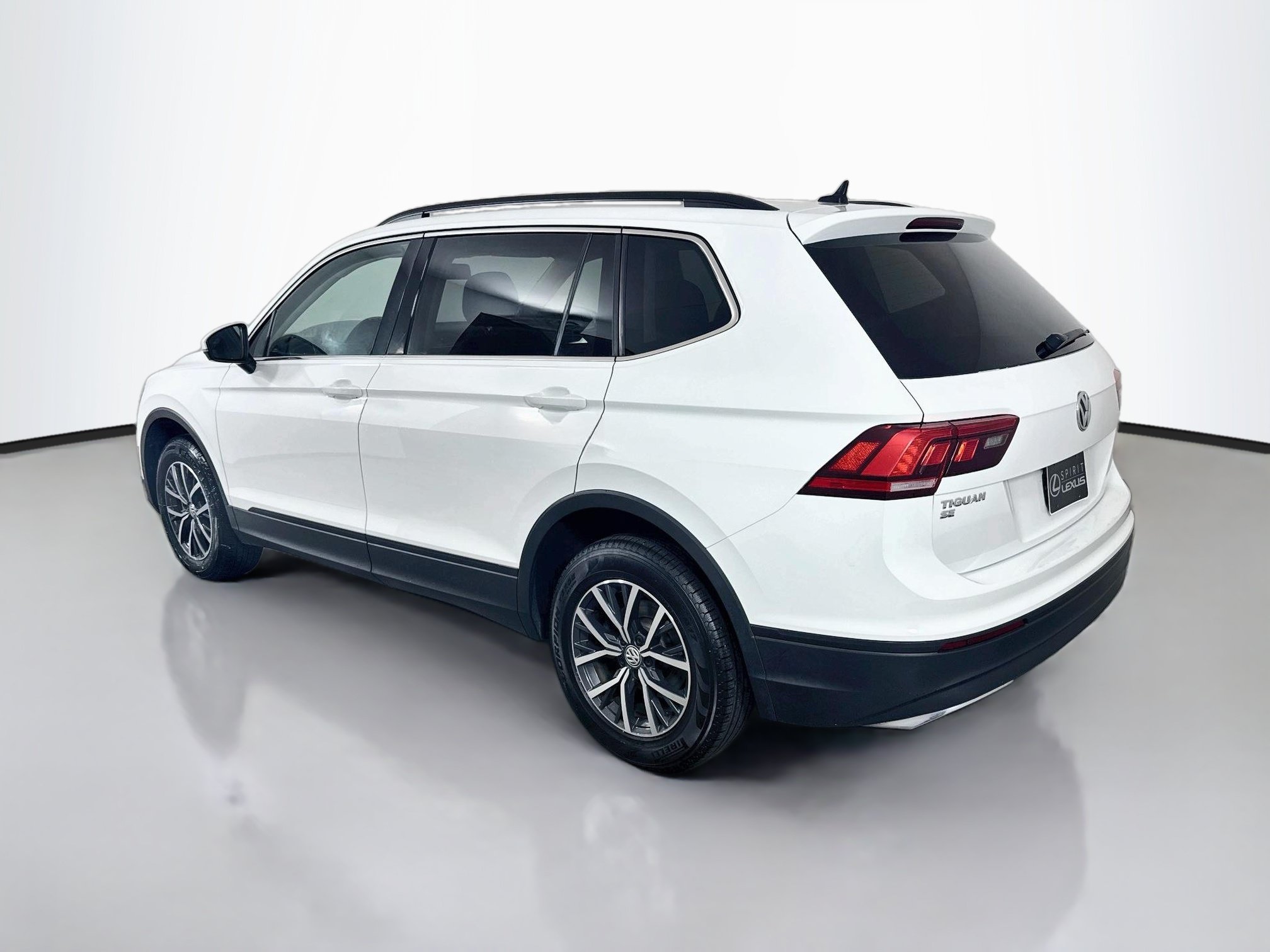 Used 2019 Volkswagen Tiguan SE FWD image 5