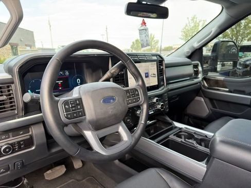 Used 2024 Ford F350 Lariat w/ Lariat Ultimate Package AWD/4WD image 7