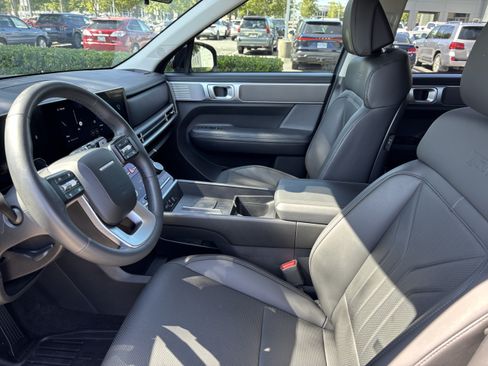 Used 2025 Hyundai Santa Fe XRT AWD/4WD image 16
